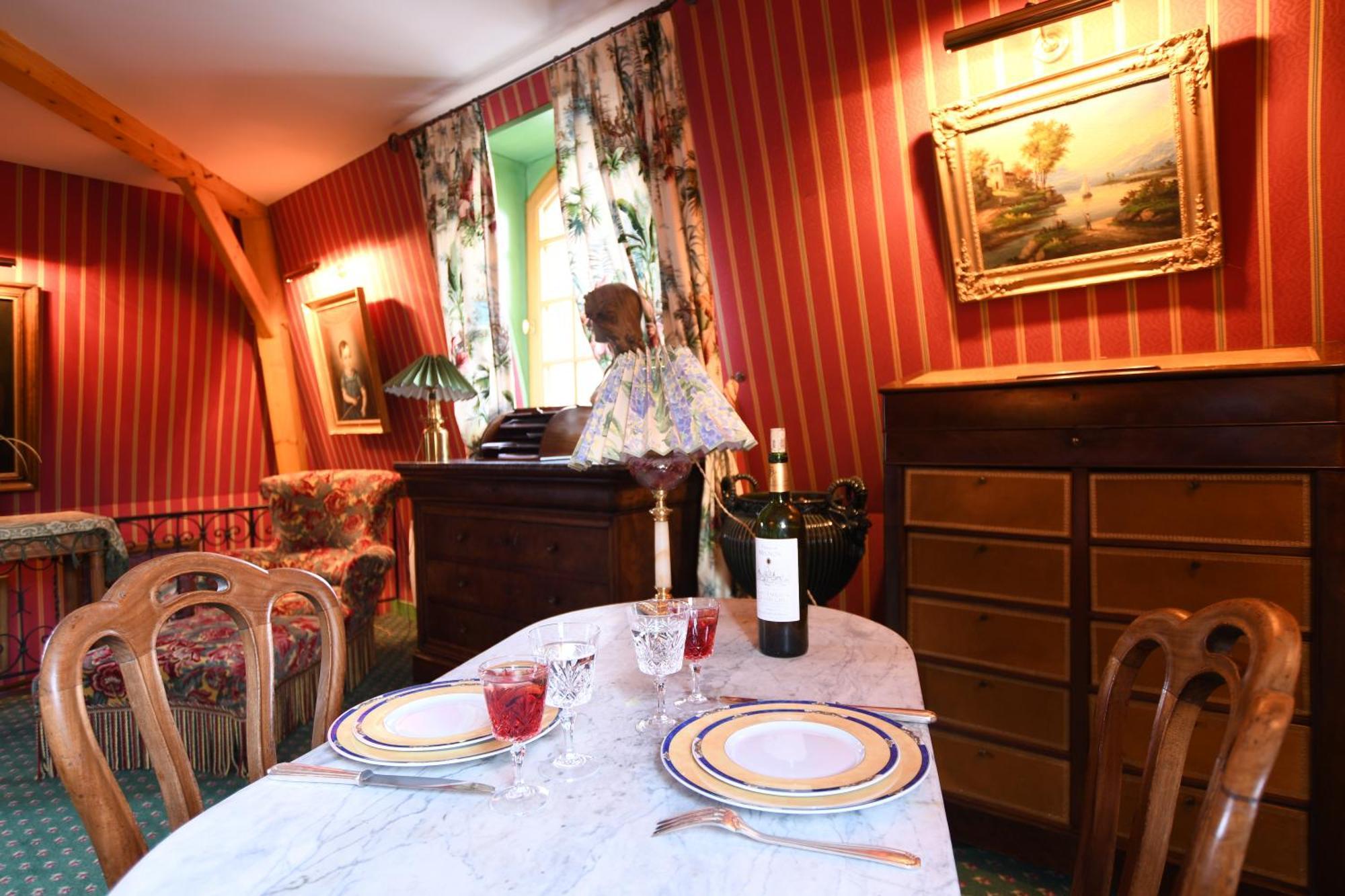 Le Val Clos, Appartement Dans Une Maison De Maitre 19E Tanlay Kültér fotó