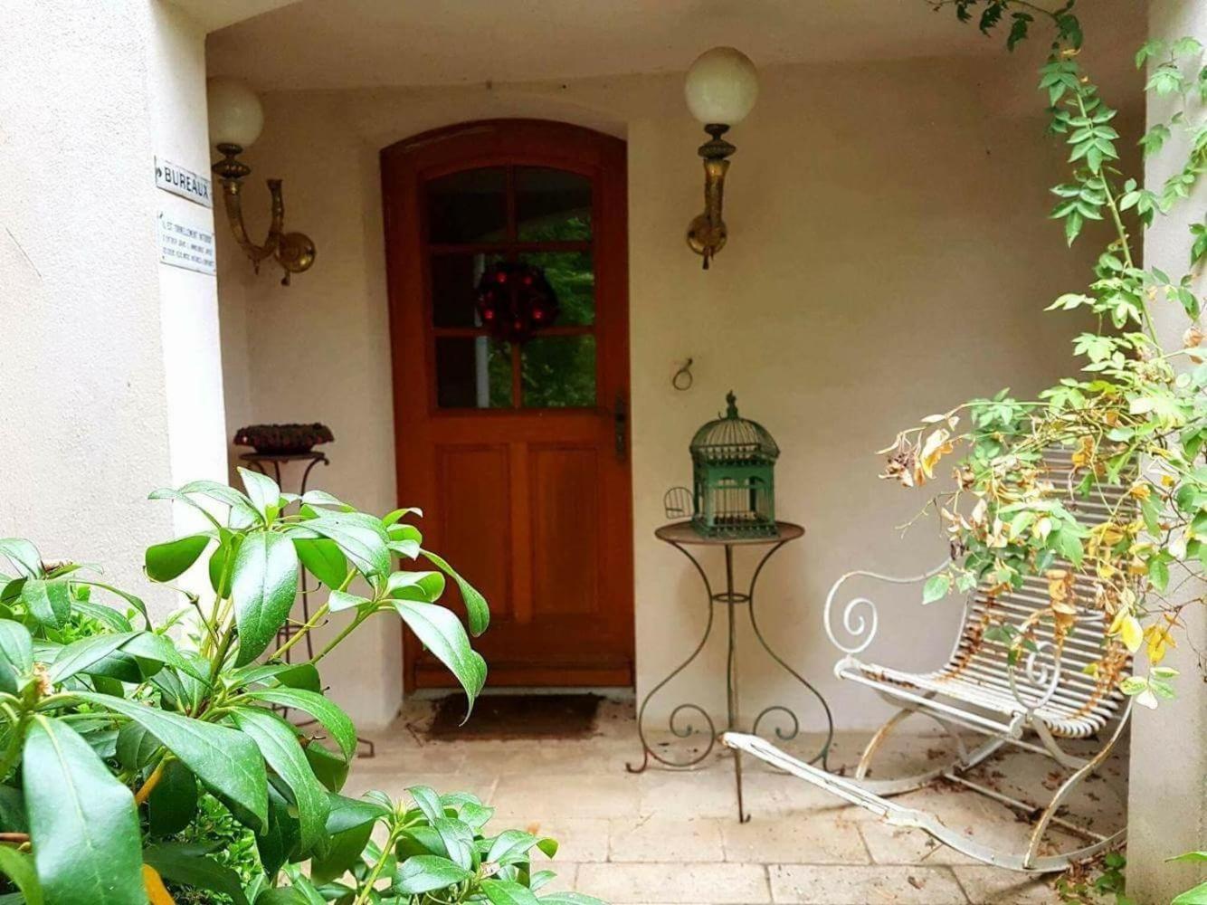Le Val Clos, Appartement Dans Une Maison De Maitre 19E Tanlay Kültér fotó