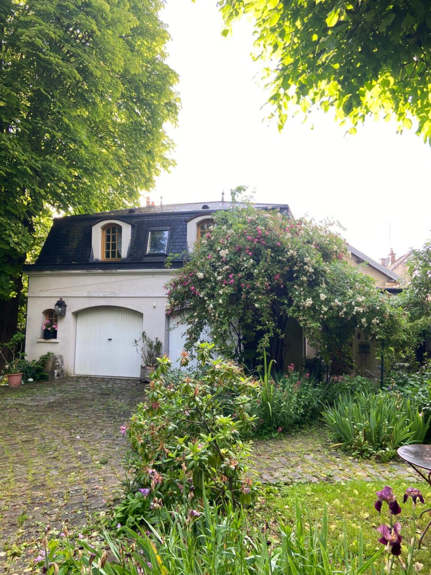 Le Val Clos, Appartement Dans Une Maison De Maitre 19E Tanlay Kültér fotó